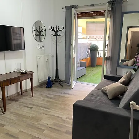 Lally's Nest Appartamento